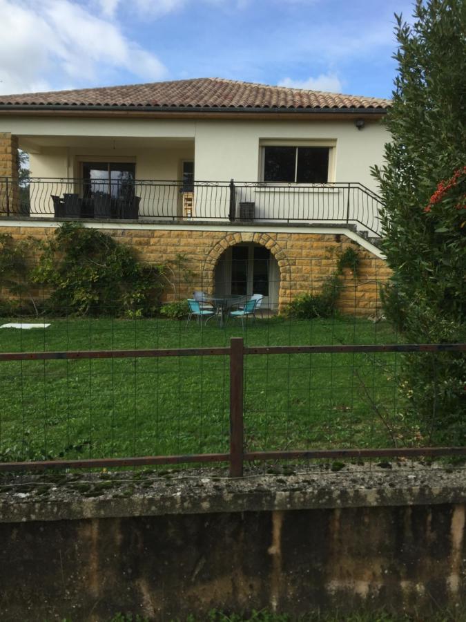 Hippo-Gite Biron  Exterior photo